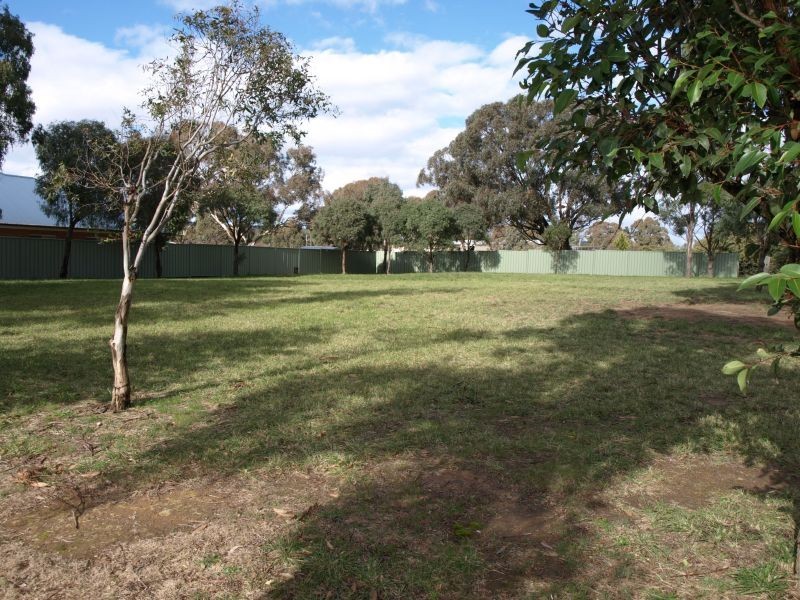 2a Rex Street, Goulburn NSW 2580