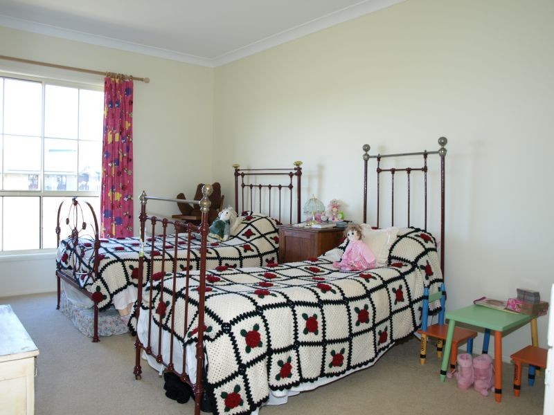 8 Ruse Street, Goulburn NSW 2580