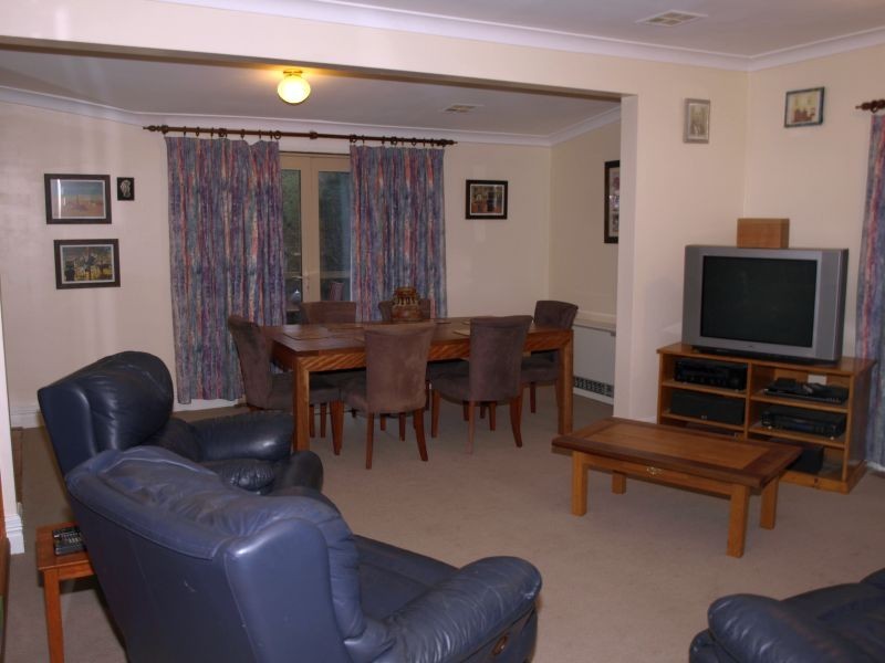 100 Coromandel Street, Goulburn NSW 2580