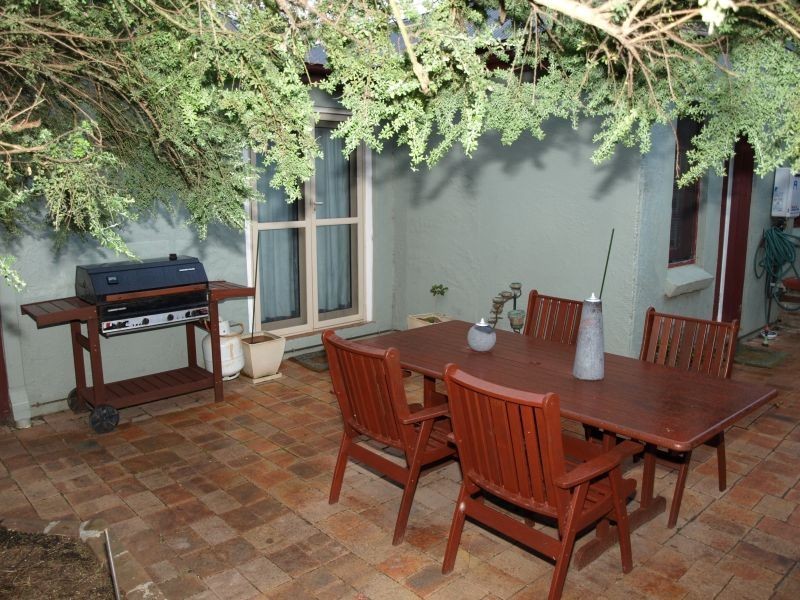 100 Coromandel Street, Goulburn NSW 2580