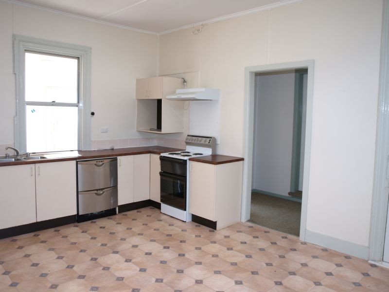 12 Francis Street, Goulburn NSW 2580