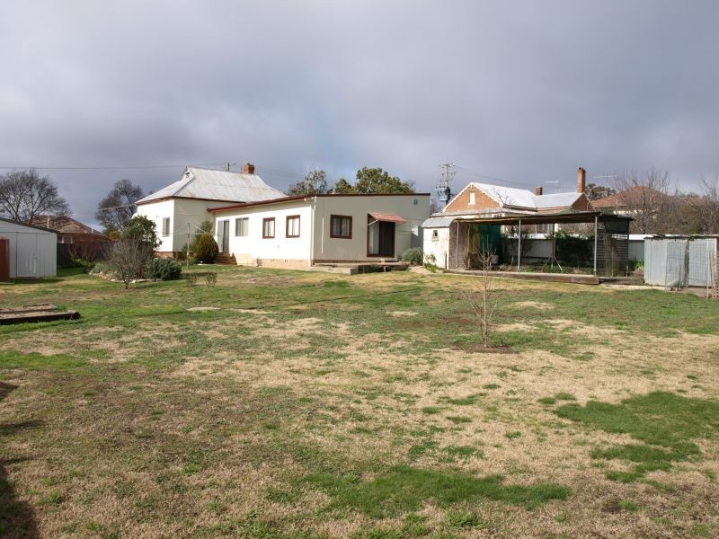 12 Francis Street, Goulburn NSW 2580