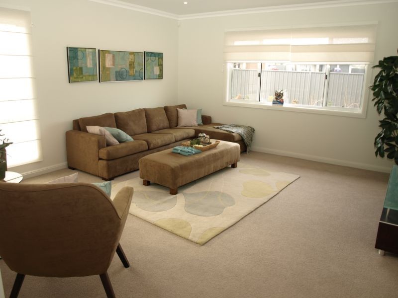 10 Lambert Drive, Goulburn NSW 2580