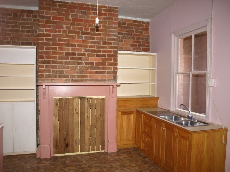 8 John Street, Goulburn NSW 2580