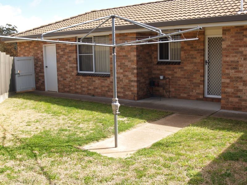 12/114 Clifford Street, Goulburn NSW 2580