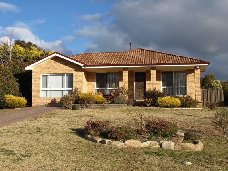 26 Bradford Drive, Goulburn NSW 2580