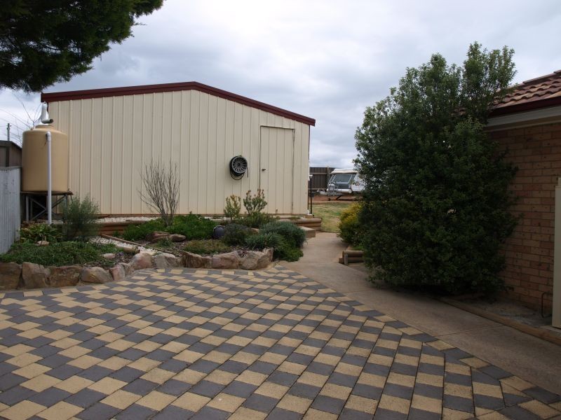 26 Bradford Drive, Goulburn NSW 2580