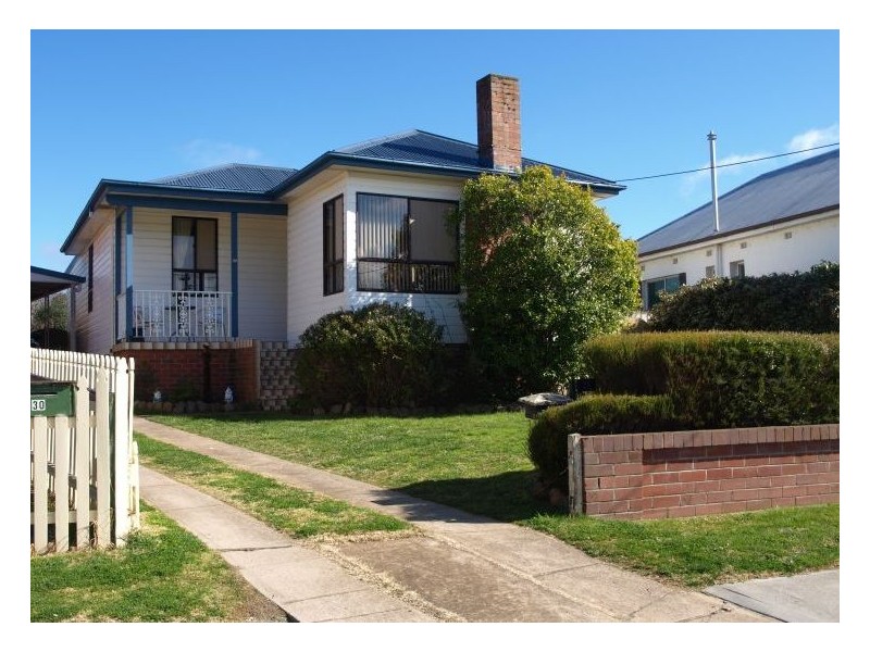 28 Robinson Street, Goulburn NSW 2580