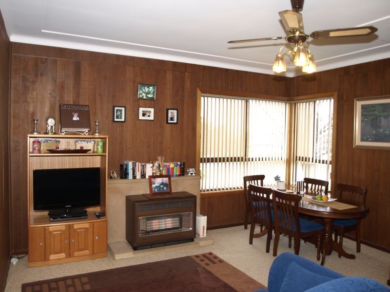 28 Robinson Street, Goulburn NSW 2580