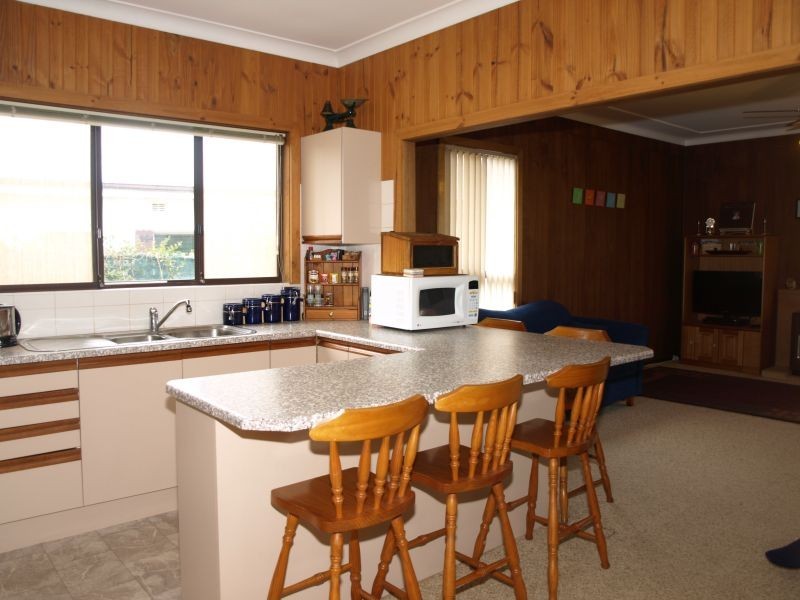 28 Robinson Street, Goulburn NSW 2580