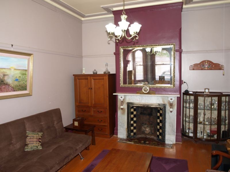 210 Cowper Street, Goulburn NSW 2580