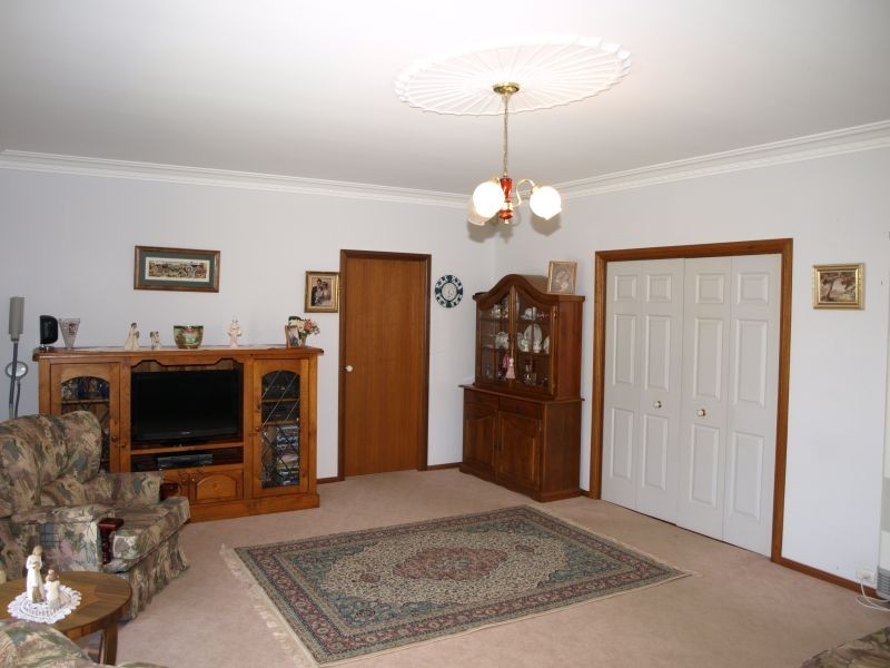 34 Run O Waters Drive, Goulburn NSW 2580