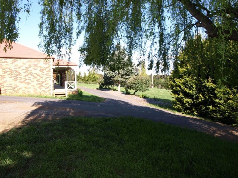 34 Run O Waters Drive, Goulburn NSW 2580