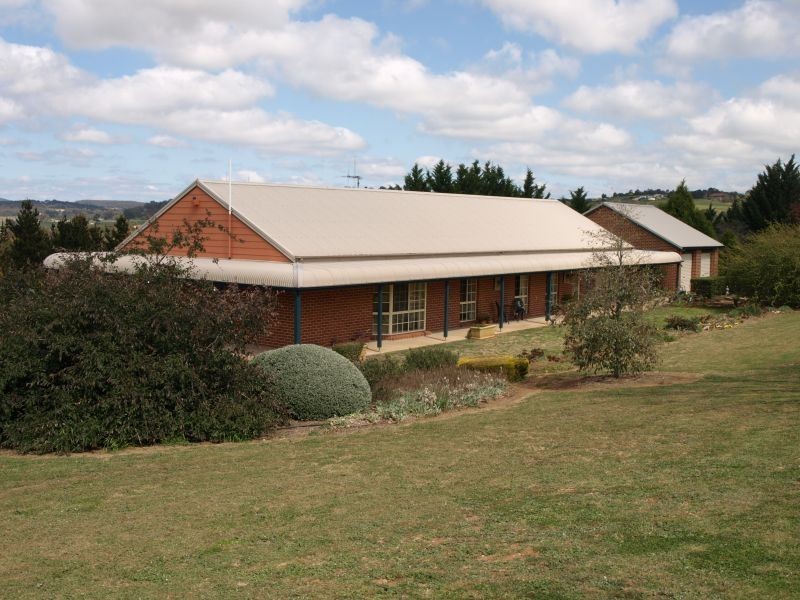 33 Run-O-Waters Drive, Goulburn NSW 2580