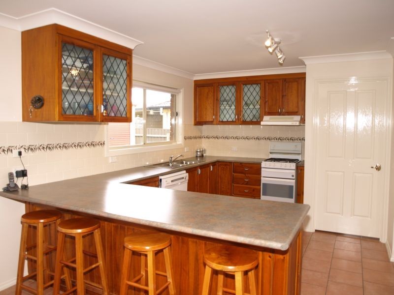 16 Paradise Place, Goulburn NSW 2580