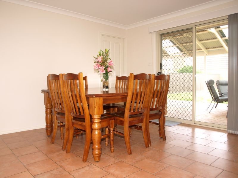 16 Paradise Place, Goulburn NSW 2580