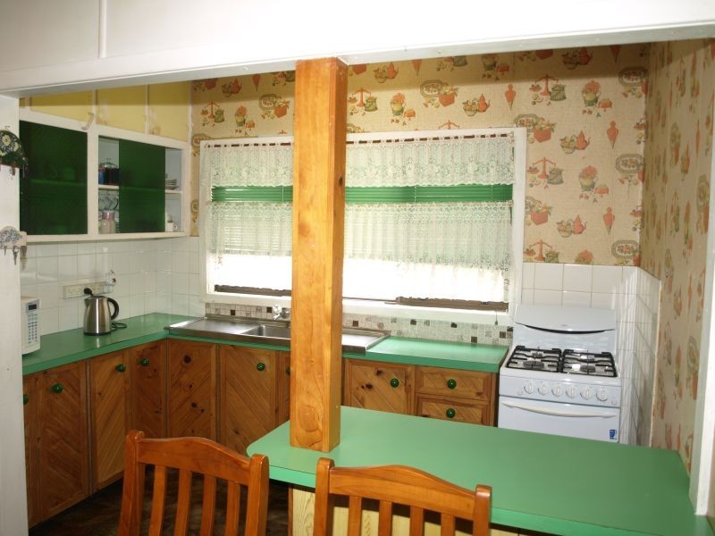 27 Robinson Street, Goulburn NSW 2580