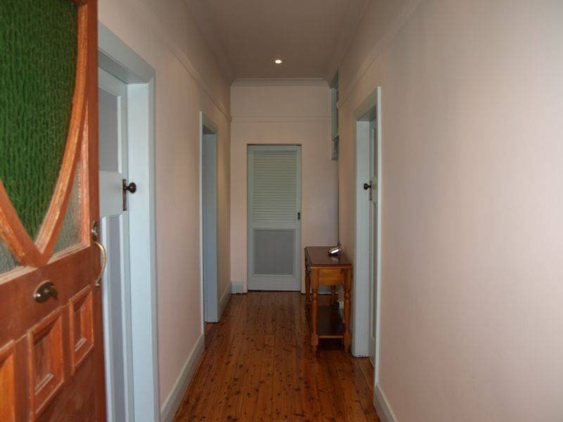 24 Walker Street, Goulburn NSW 2580