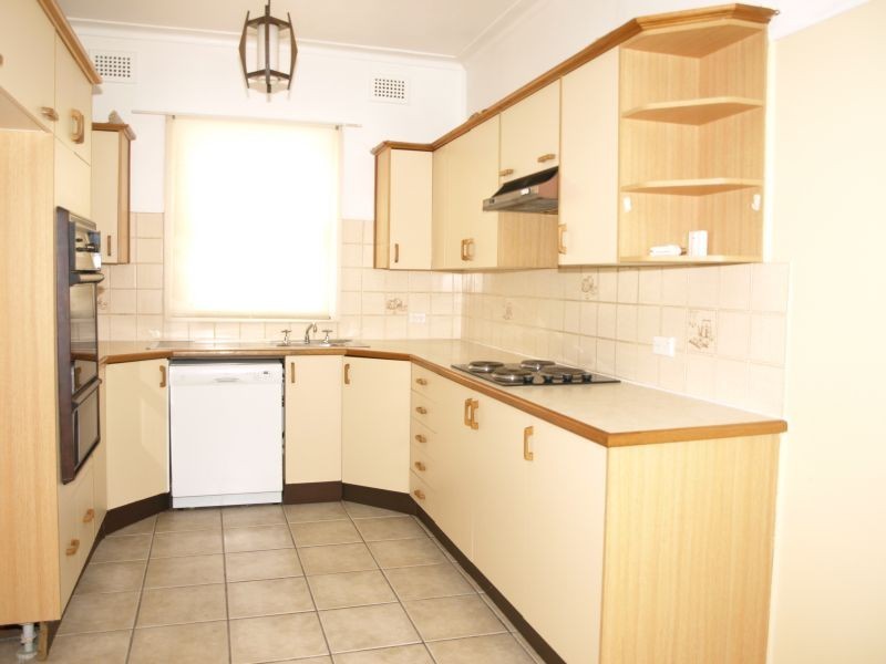 22 Elizabeth Street, Goulburn NSW 2580