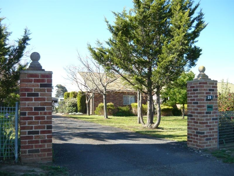 25 Marys Mount Road, Goulburn NSW 2580
