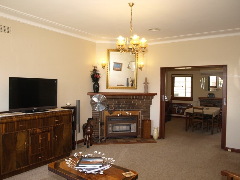 18 Belmore Street, Goulburn NSW 2580