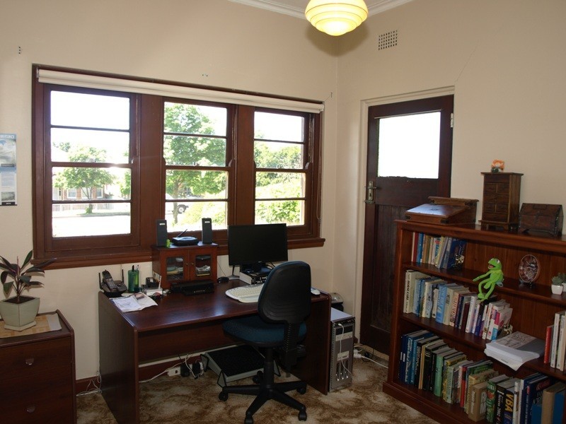 18 Belmore Street, Goulburn NSW 2580