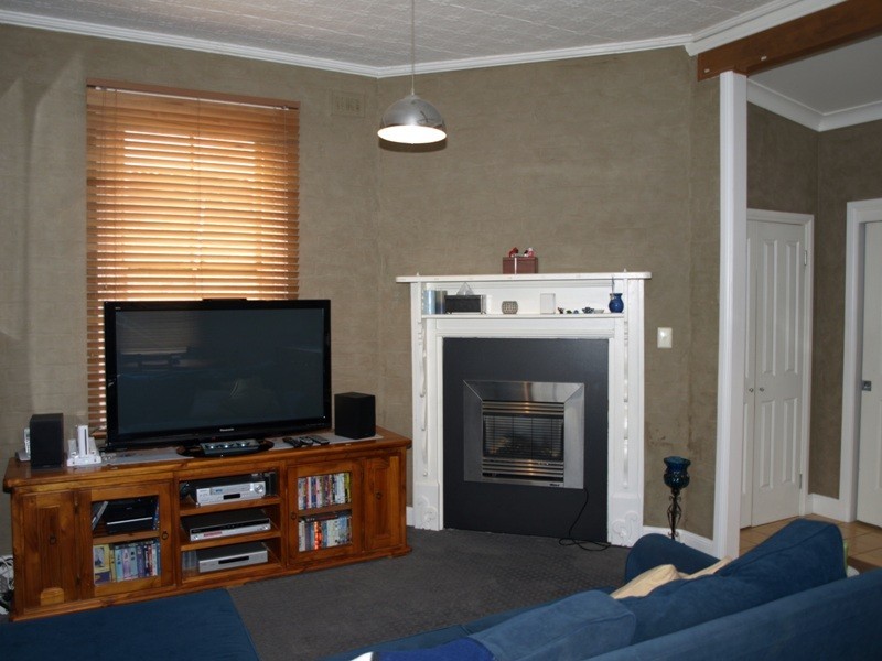 134 Clinton Street, Goulburn NSW 2580