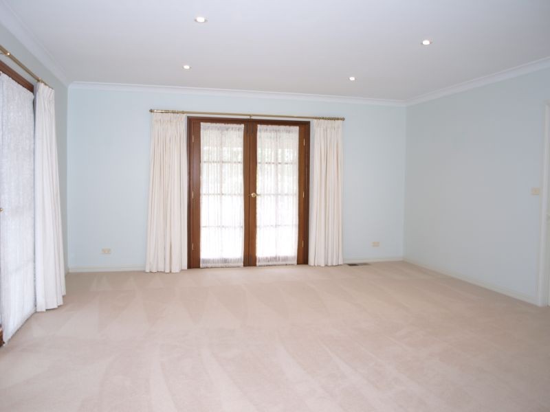 43 Chantilly Court, Goulburn NSW 2580