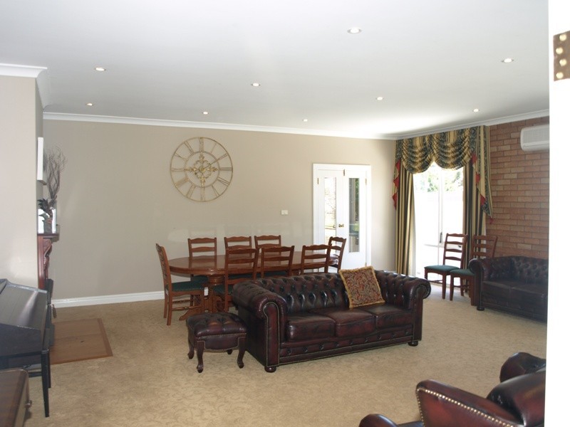 35 Hoddle Avenue, Goulburn NSW 2580