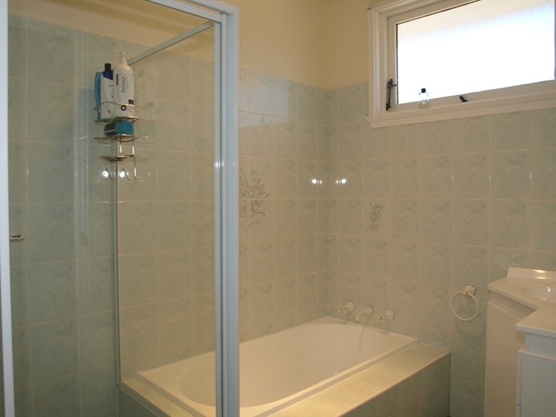 35 Hoddle Avenue, Goulburn NSW 2580