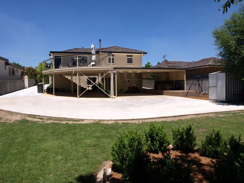 35 Hoddle Avenue, Goulburn NSW 2580