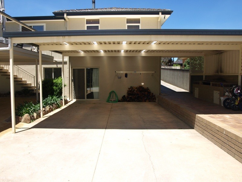 35 Hoddle Avenue, Goulburn NSW 2580