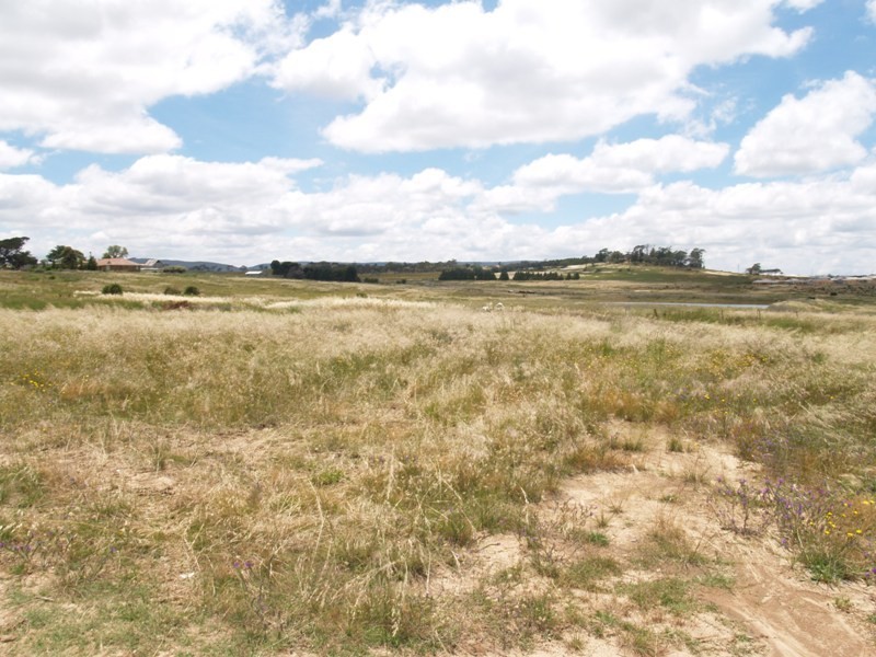2 Ash Close, Goulburn NSW 2580