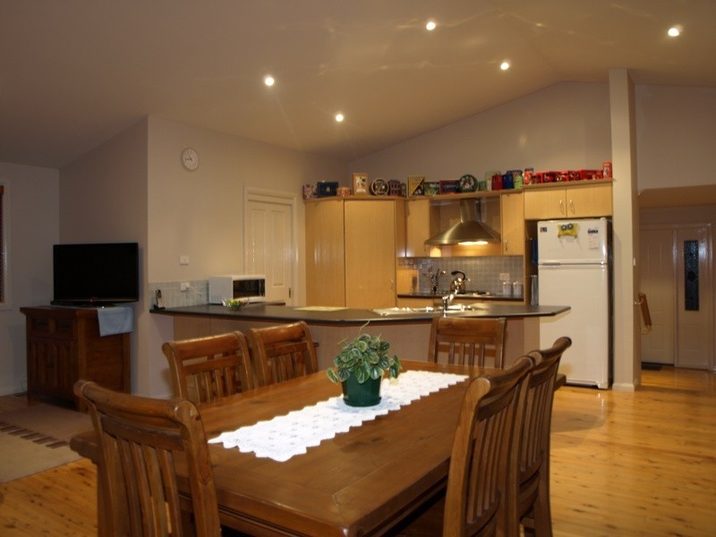 7 Mannifera Place, Goulburn NSW 2580