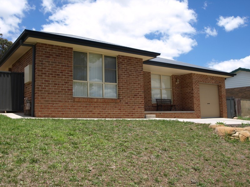 49 Yarrowlow Street, Goulburn NSW 2580