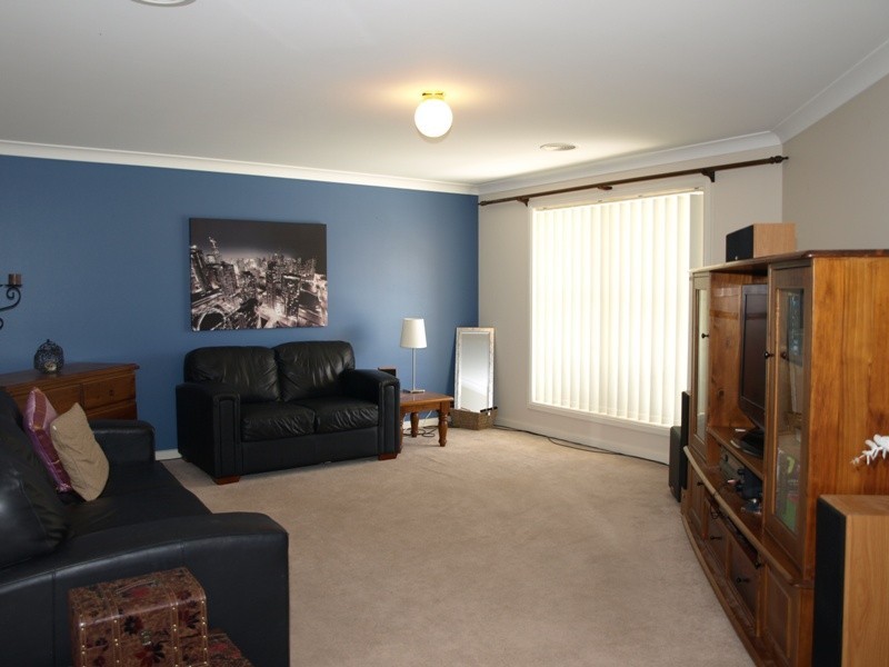 49 Yarrowlow Street, Goulburn NSW 2580