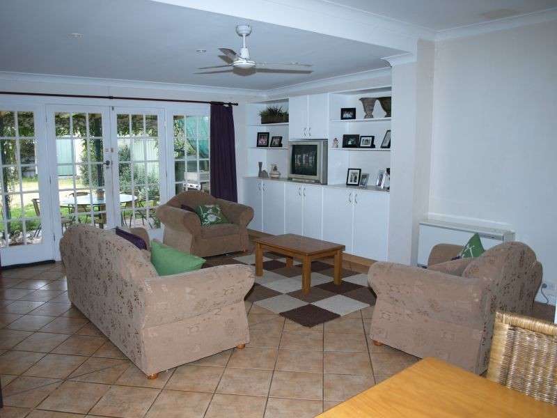 12 Neville Street, Goulburn NSW 2580