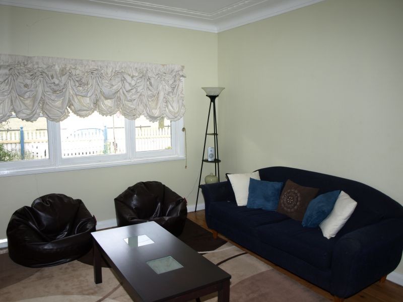 12 Neville Street, Goulburn NSW 2580