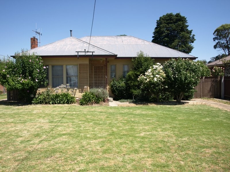 14 Wheatley Avenue, Goulburn NSW 2580