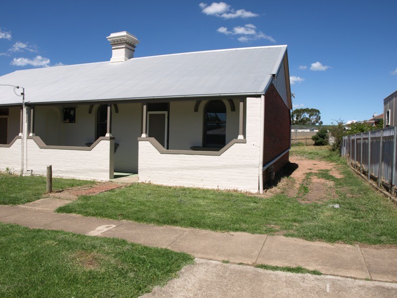 13 Albert Street, Goulburn NSW 2580