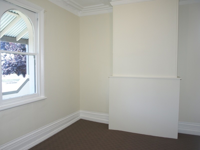 13 Albert Street, Goulburn NSW 2580