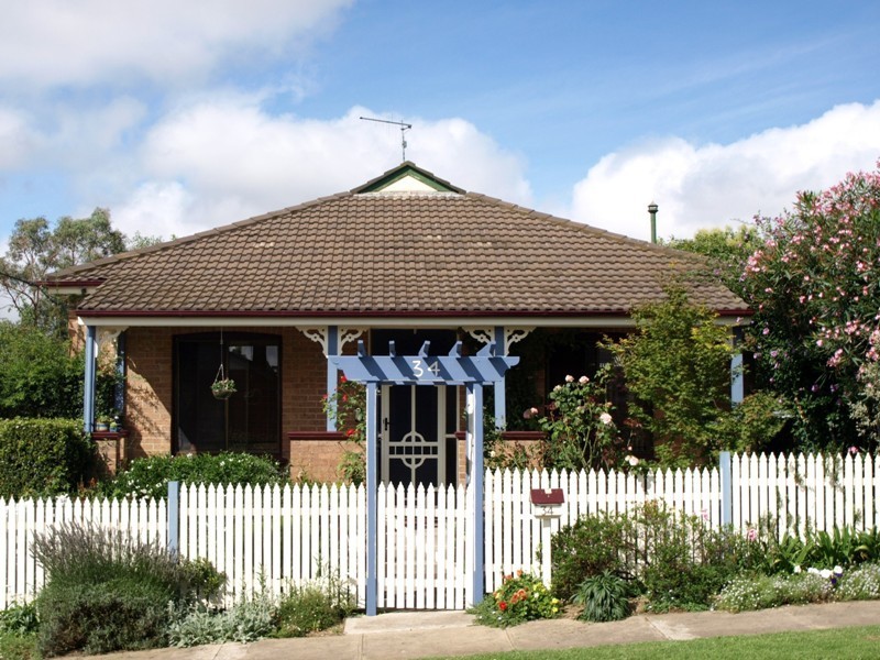 34 John Street, Goulburn NSW 2580