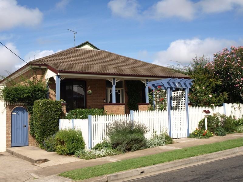 34 John Street, Goulburn NSW 2580