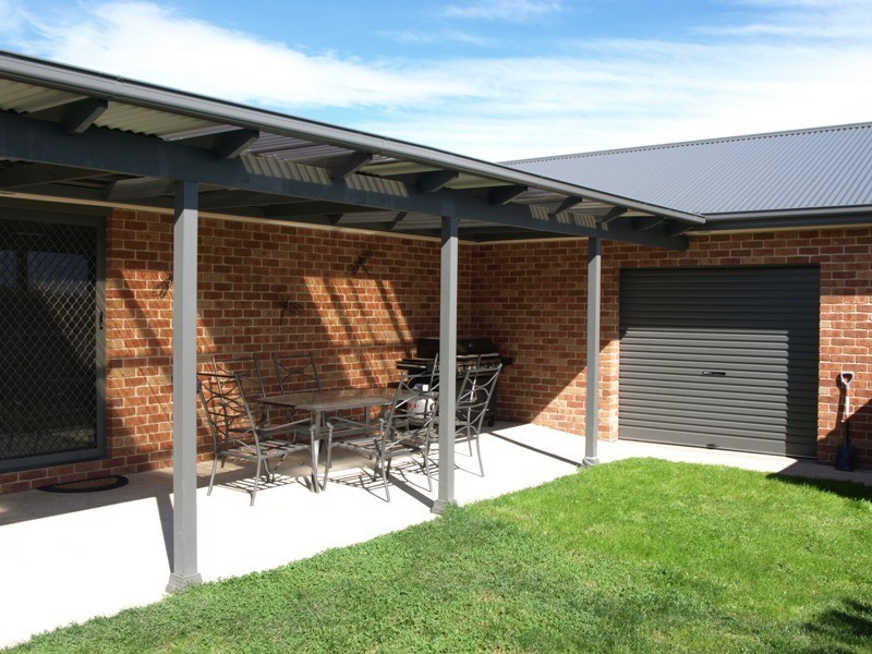 9 Benjamin Place, Goulburn NSW 2580