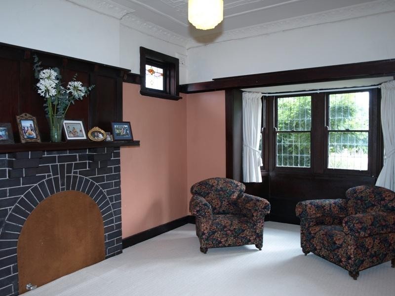 124 Bradley Street, Goulburn NSW 2580