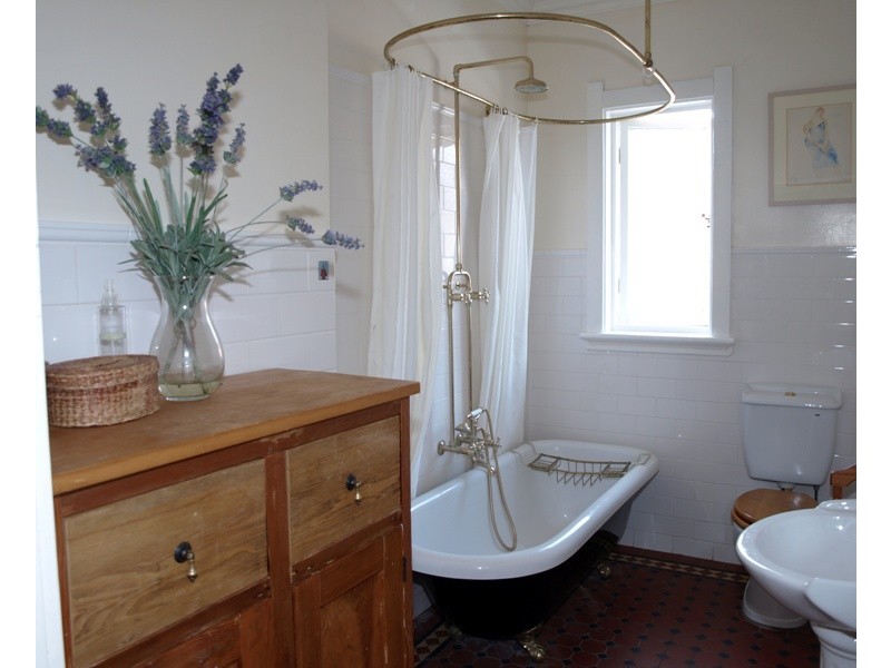 124 Bradley Street, Goulburn NSW 2580
