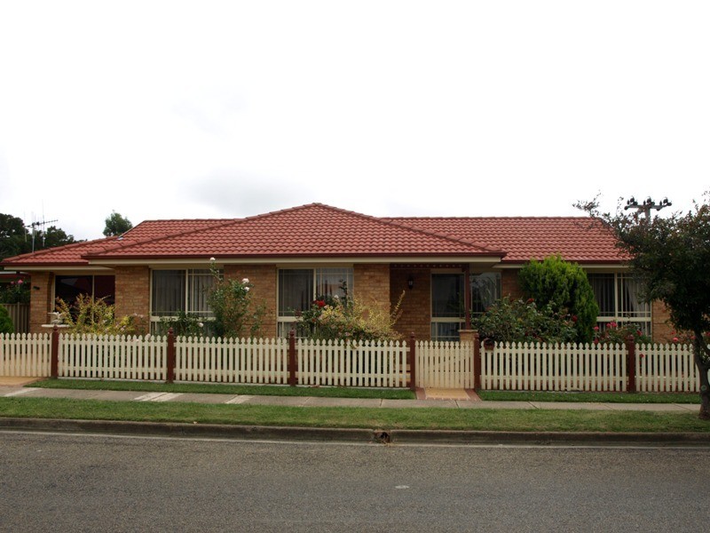 1a Kinghorne Street, Goulburn NSW 2580