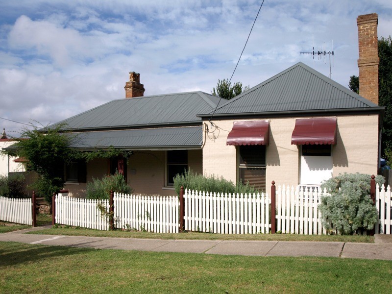 54 Verner Street, Goulburn NSW 2580