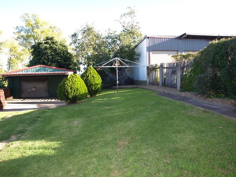 4 Glebe Avenue, Goulburn NSW 2580