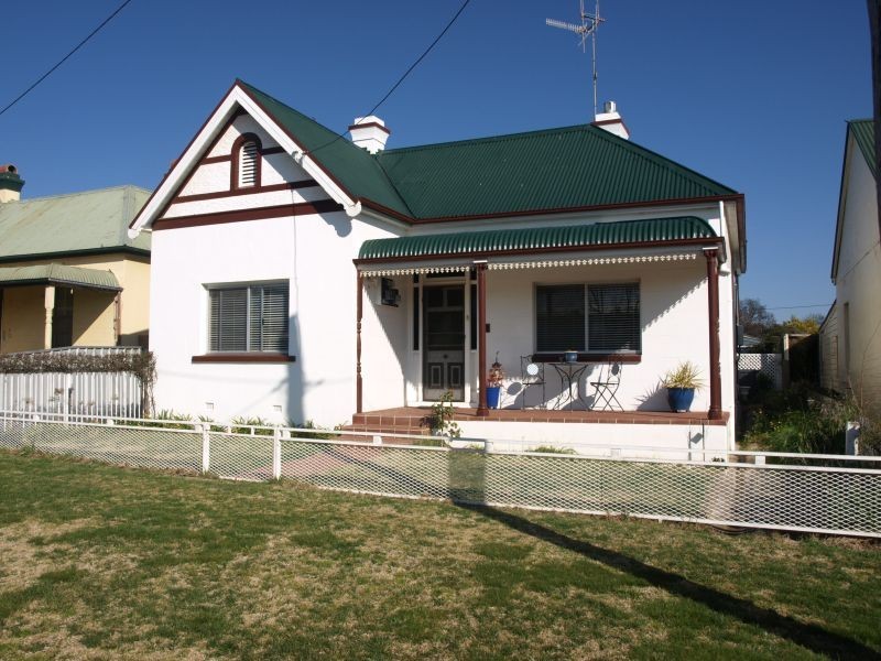 4 Wayo Street, Goulburn NSW 2580